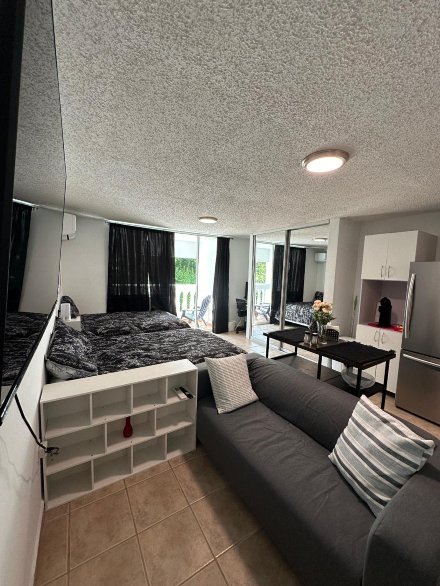 Beachfront Studio Apt W/ Full Kitchen & Pool イサベラ エクステリア 写真